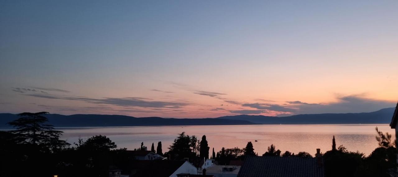 Seabreeze Luxury Apartments Njivice Dış mekan fotoğraf
