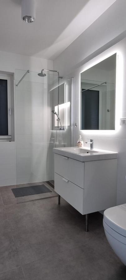 Seabreeze Luxury Apartments Njivice Dış mekan fotoğraf